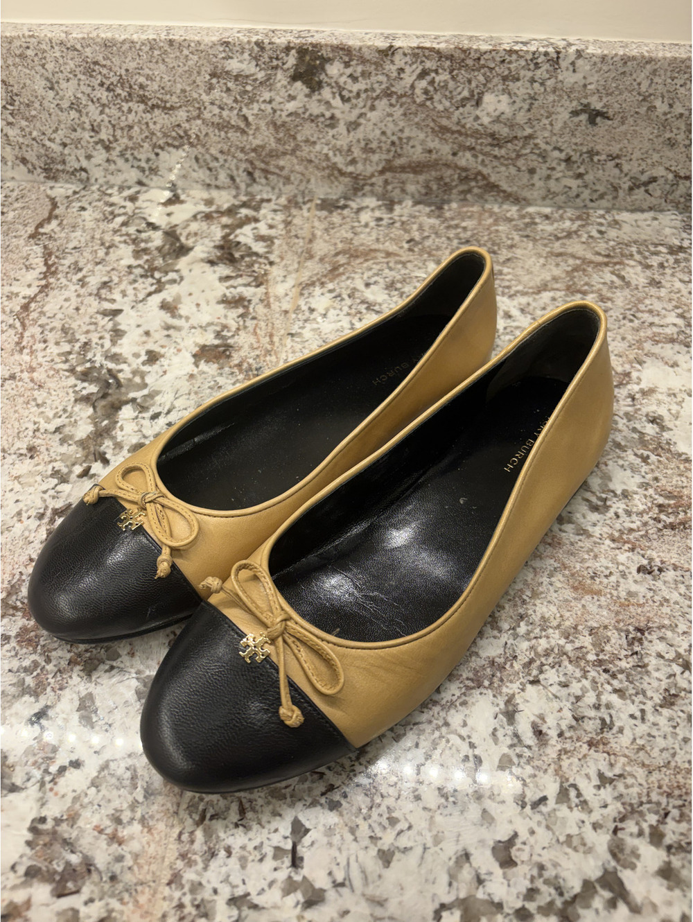 Women's Tory Burch Cap-Toe Ballet Flats in Beige/Black Leather size US 8M
